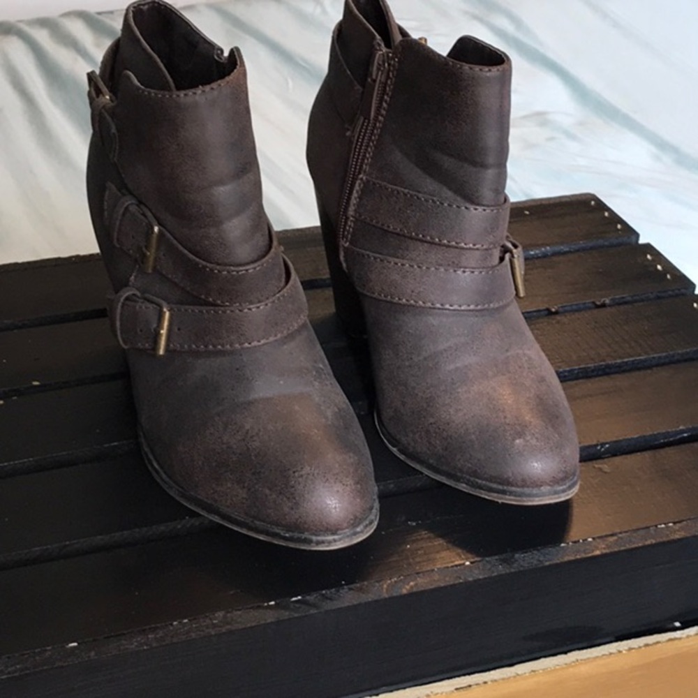 Brown heeled ankle boots